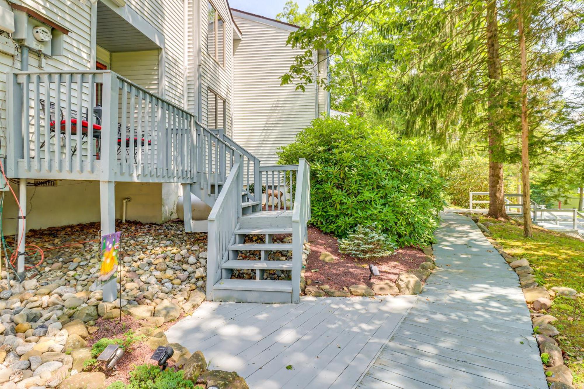 Lake Harmony Townhome Walk To Restaurants! Εξωτερικό φωτογραφία